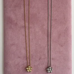 Подвеска на цепочке Цветочек