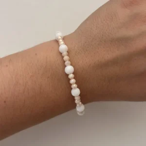 Браслет из хрусталя и белого агата