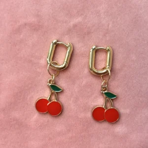 Подвеска вишня