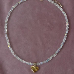 Колье из прозрачного ювелирного стекла с лимонным сердцем