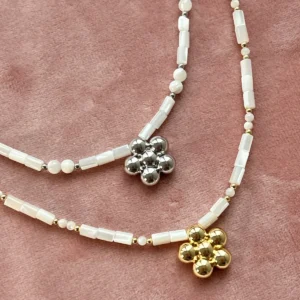 Колье цветок перламутра