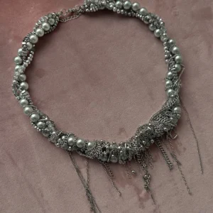 Колье плетенное с цепями