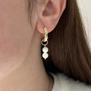 Подвеска из перламутра круглого