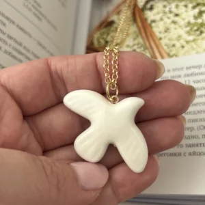 Подвеска на цепочке Птичка