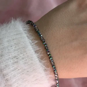 Браслет из темного ювелирного стекла