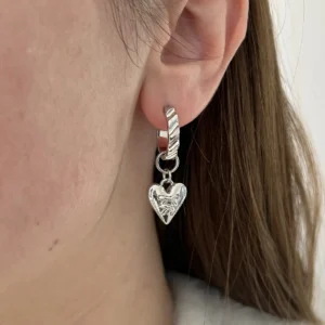 Подвеска Сердце со шнуровкой